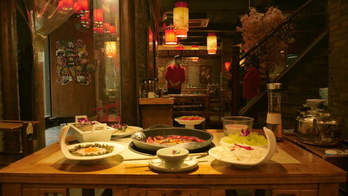 餐饮行业创业机会 聚焦成都华昇餐饮的启示